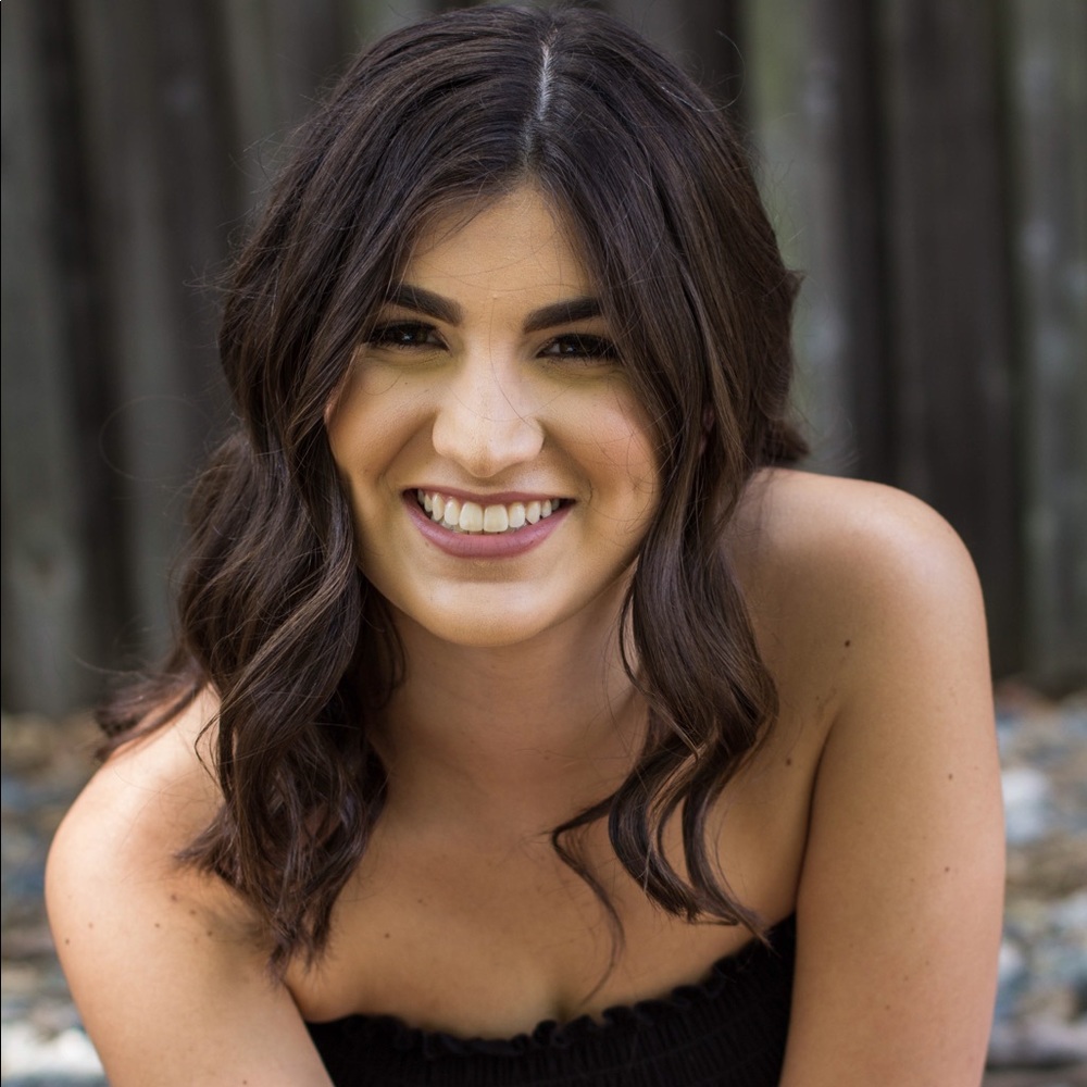 Meet your Posher, Lindsey